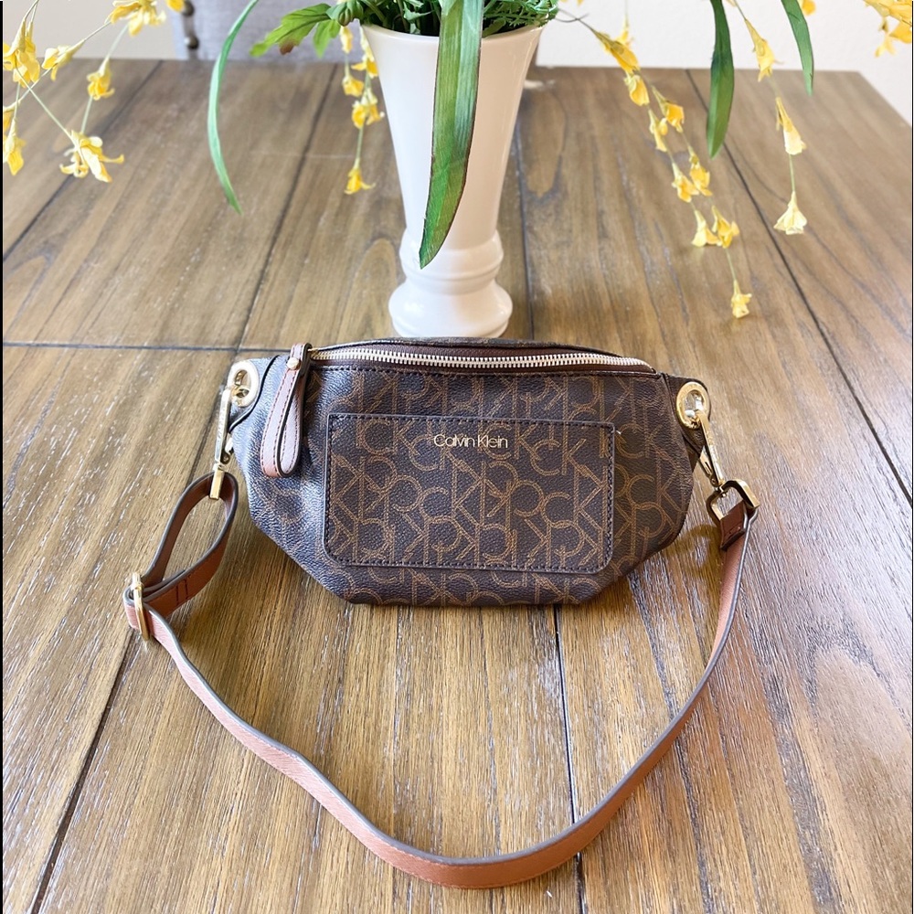 CALVIN KLEIN Belt Bag - Picture 1 of 9
